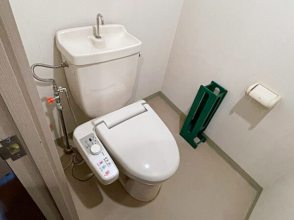 トイレを拡大表示