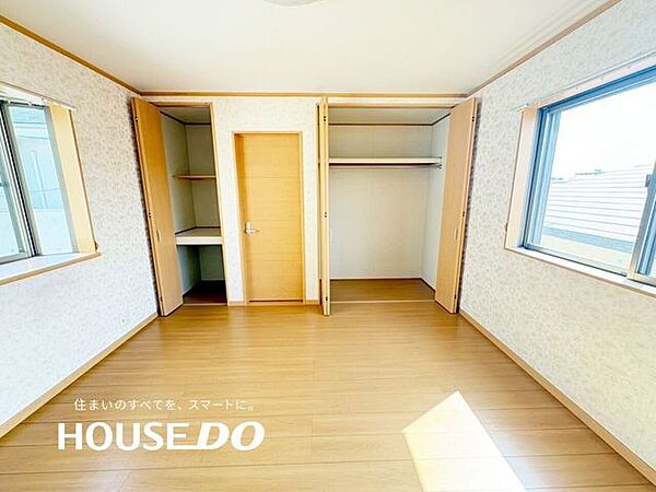 洋室を拡大表示