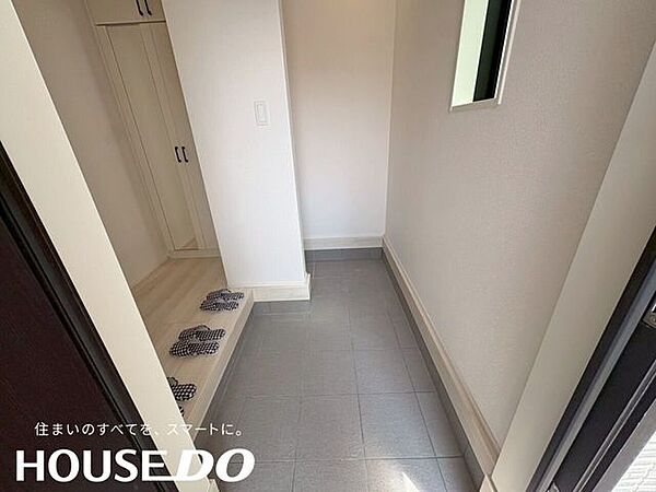玄関を拡大表示