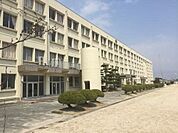 華陽中学校まで徒歩13分♪ 1000m