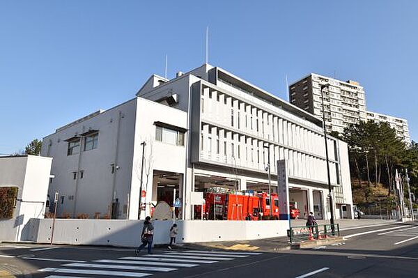 画像17:【消防署】東京消防庁 多摩消防署まで680ｍ