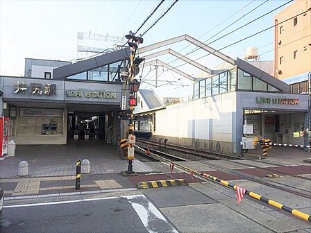 西鉄天神大牟田線　井尻駅 西鉄大牟田線　井尻駅天神まで乗り換えなしで約15分。 1000m