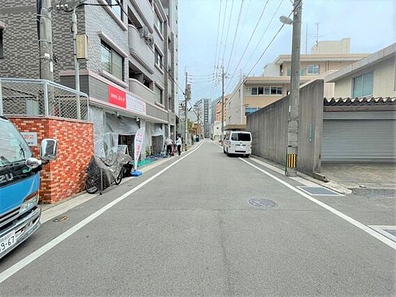 前面道路含む現...
