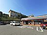 周辺：【セブンイレブン 福岡八田2丁目店】早朝、深夜など時間を気にせずお買い物。話題のスイーツや、期間限定のお惣菜など、要チェックです♪ 600m