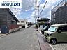 外観：前面道路含む現地写真