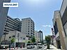 外観：前面道路含む現地写真