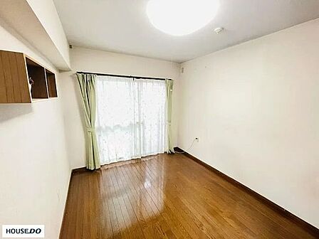 (家具消し加工済み写真)