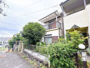 住宅地のため周辺は車の通行量も少なく、通勤・登園・通学・ショッピングなど日々の往来も快適です。