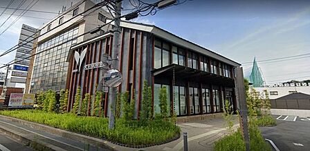 大和信用金庫生駒支店 560m