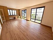 ☆大変明るいリビング☆広々した空間で家族との大切な時間をお過ごしください！！