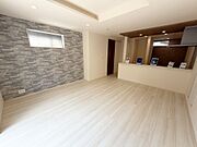 ☆大変明るいリビング☆広々した空間で家族との大切な時間をお過ごしください！！