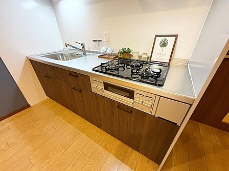 ☆大型のシステムキッチン☆家族と会話しながら楽しくクッキング！！