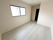 ☆各部屋大型収納完備☆子供部屋・主寝室にお好きにコーディネートしよう！！