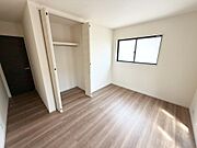 ☆各部屋大型収納完備☆子供部屋・主寝室にお好きにコーディネートしよう！！