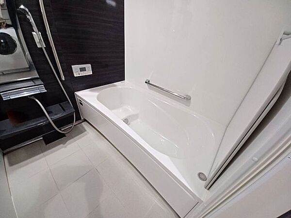 浴室を拡大表示