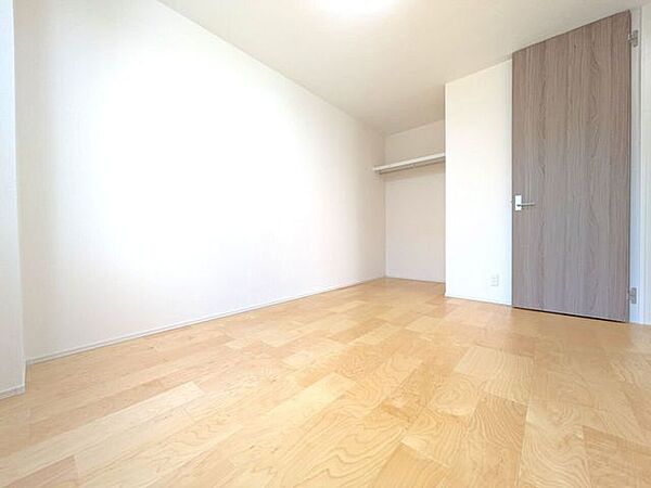 洋室を拡大表示