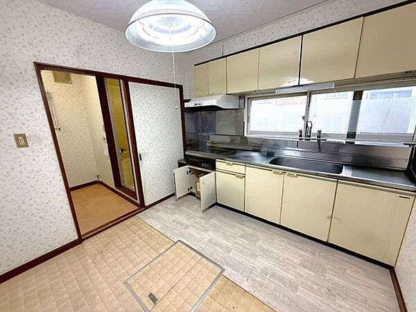 キッチンを拡大表示