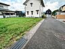 外観：前面道路含む現地写真