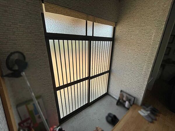 玄関を拡大表示