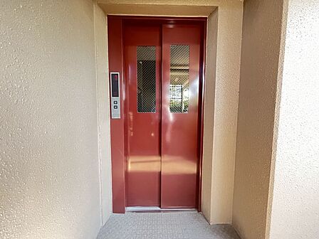 重い荷物や小さなお子様連れでも安心してお家までいけますね◎