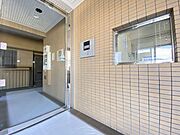 オートロック完備でセキュリティ面も安心です。