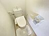 トイレ：ウォシュレット付きトイレで、毎日快適に使える清潔感のある空間です！