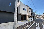 物件の外観（南東側から）［2025年6月5日撮影］