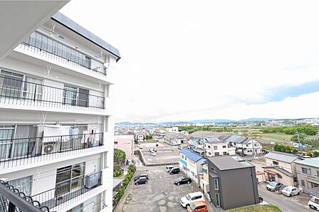 バルコニーからの眺め（北東方向）［2026年5月5日撮影］