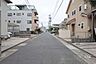 外観：物件の東側前面道路（北側から）［2026年5月23日撮影］