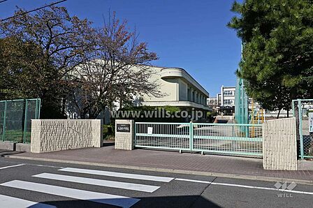 大曽根中学校[公立]の外観