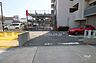 その他：駐車場出入り口