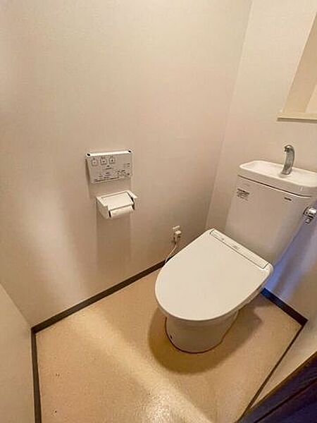 トイレを拡大表示
