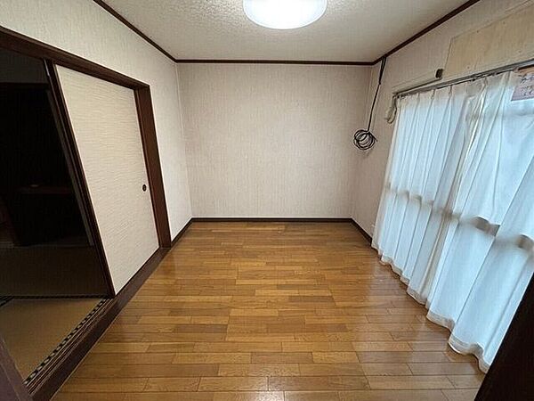 洋室