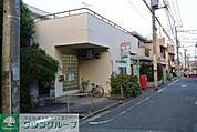 東大和南街郵便局 徒歩9分。郵便局 690m