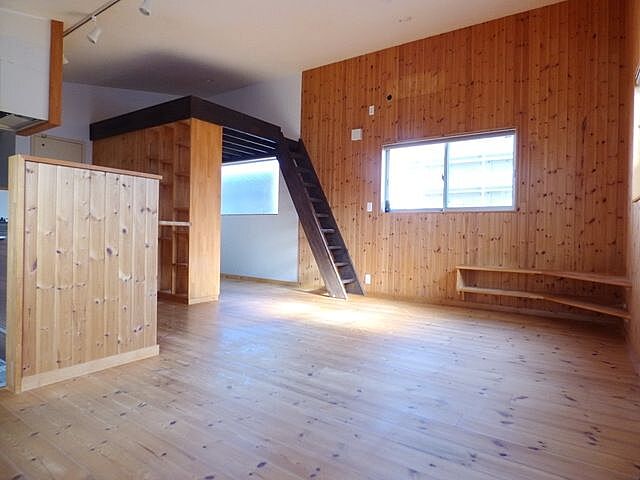 リビング/ダイニング