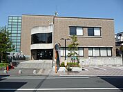 北区立豊島図書館