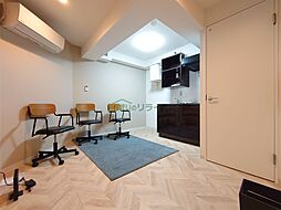 東京メトロ有楽町線 江戸川橋駅 徒歩5分の賃貸マンション 1階1LDKのリビング/ダイニング