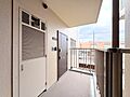 玄関外　角部屋