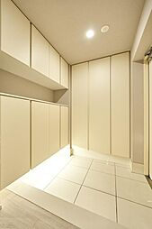 充実の玄関収納