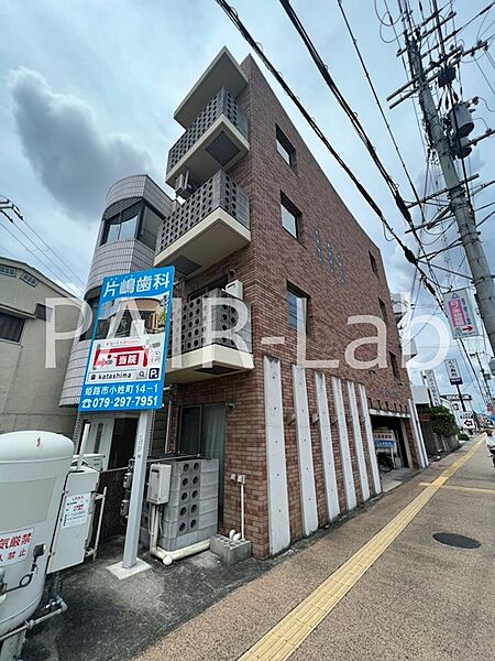 ベルフラワー岡町 ｜兵庫県姫路市山野井町(賃貸マンション1R・2階・23.00㎡)の写真 その1