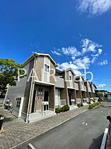 ロイヤル・シャトー・M  ｜ 兵庫県姫路市別所町小林（賃貸アパート1LDK・2階・54.06㎡） その1