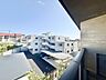 その他：【住戸からの眺望写真】地上3階建の最上階3階部分につき、上階からの生活音を気にせず暮らせます。ペット飼育可能なマンションです(飼育細則有)。