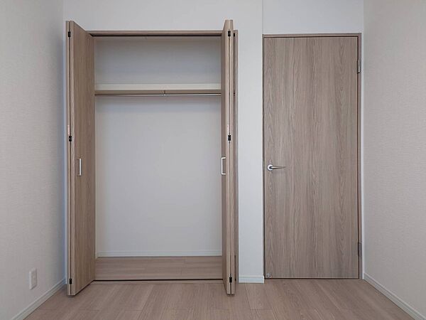 洋室を拡大表示