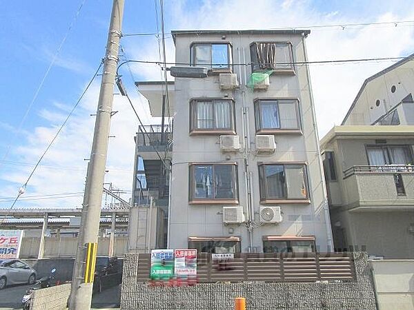 JPアパートメント亀岡 302｜京都府亀岡市大井町土田2丁目(賃貸マンション1K・3階・17.00㎡)の写真 その1