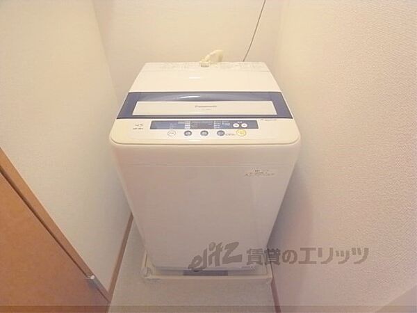 画像14:洗濯機置場