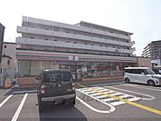 セブンイレブン　亀岡並河店まで190メートル