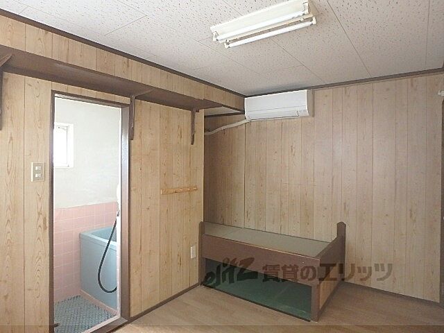 寝室