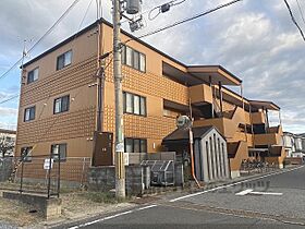 マンションみやび 302 ｜ 京都府亀岡市古世町3丁目（賃貸マンション2LDK・3階・51.75㎡） その1