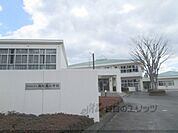 西紀南小学校まで3200メートル
