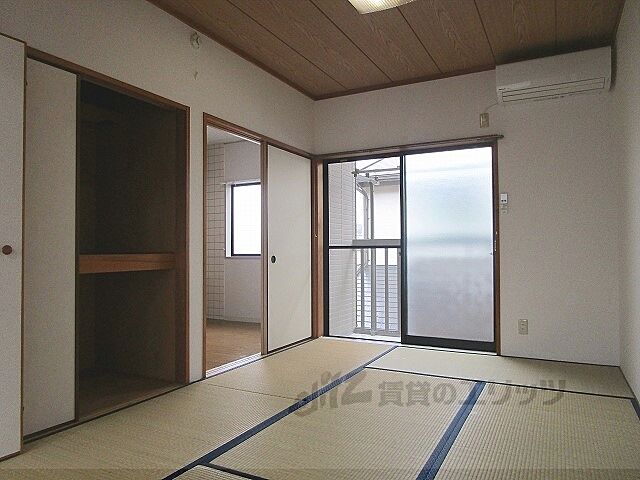 寝室